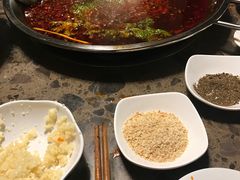 -万家红火锅(绵竹店)