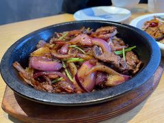 -关东小磨东北菜(上海长风大悦城店)