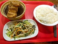 -万和春排骨砂锅米饭(湖北路店)