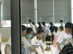 -冠军冰场CHAMPION RINK(百联又一城店)
