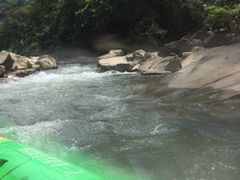 -雅鲁激流探险漂流