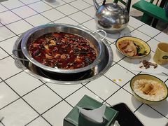 -晓彭肥肠鸡·泡椒鸡火锅(水木天地店)