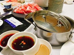 -红鼎豆捞·非遗鲍皇汤火锅(宝丰路店)