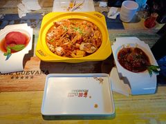 -多嘴超级肉蟹煲(杉杉国潮主题店)