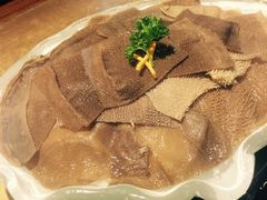 -左庭右院鲜牛肉火锅(金山万达店)