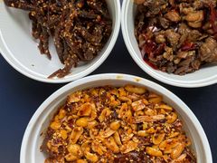 -鑫记婆婆兔·成都特产·兔头手撕兔(太古里店)
