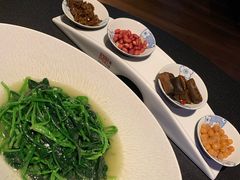 炒菠菜-凤凰湘语·湘粤鲜融(浦东旗舰店)