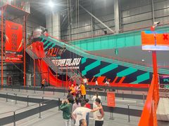 -极限PLAY运动娱乐新世界·团建派对潮玩休闲馆·室内蹦极高空游乐园