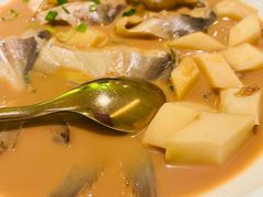 家烧白扁中鲳鱼-甬府小鲜(万象城店)