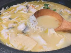 -九锅一堂酸菜鱼(新南凯德直营店)