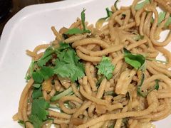 -东口码头·烧鸽子·鱼头泡饼·地方菜(金鹰悦城店)