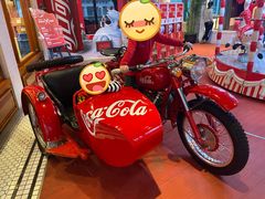 -东方明珠·可口可乐欢乐餐厅