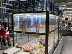 面包甜点陈列柜-奈雪的茶(重庆万象城北区店)