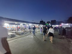 -大学城夜市