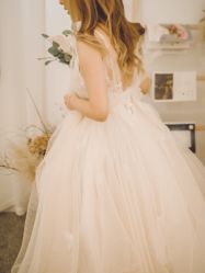 点击看大图 -LeCameliaBridal 山茶花新娘 婚纱礼服高级定制