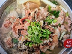 -川堂风·跷脚牛肉·乐山爆炒(宝山日月光店)