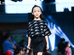 -潮童星少儿模特形体培训(郑州总校)