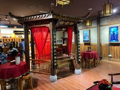 -MAX伯爵沉浸式超级游戏体验馆·实景桌游·剧本杀(小时代店)