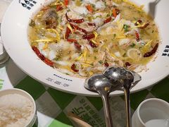 -渔语鱼酸菜鱼新川菜(来福士店)
