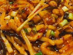 -渝信川菜 · 川味家常菜(财富购物中心店)