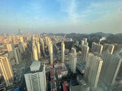 -大连星海皇冠假日酒店