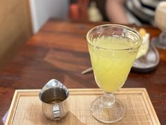 凤梨美小式-Double cafe