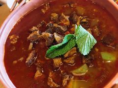 -云海肴·汽锅鸡·云南菜(天山百盛优客店)