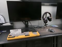 -绿树电竞(五路店)