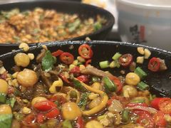 -沸炉重庆老火锅(军事博物馆店)