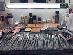 -ME觅妆·定制美妆·彩妆私教(菱角湖店)