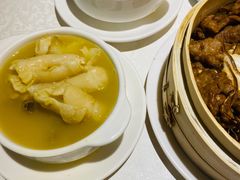 浓汤花胶鸡汤-维园悦谱·海派家常菜(乌鲁木齐南路店)