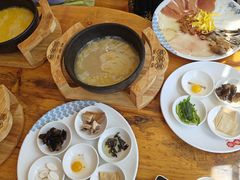 -桥香园过桥米线(国贸店)