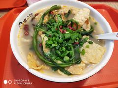 -螺小胖柳州螺蛳粉(钟楼总店)