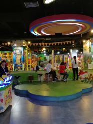 -利奥梦幻主题乐园(爱琴海购物公园店)