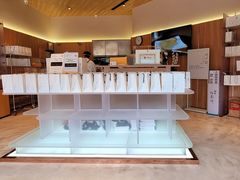 -银座仁志川·生吐司专门店(香港广场店)