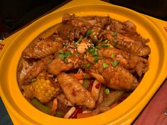 -多嘴超级肉蟹煲(杉杉国潮主题店)