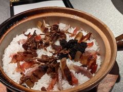 黑松露腊味煲仔饭-新荣记(BFC外滩金融中心店)