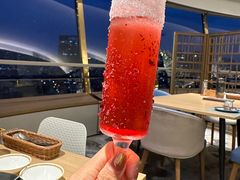 蔷薇女郎-杏荟旋转餐厅(广州爱群店)