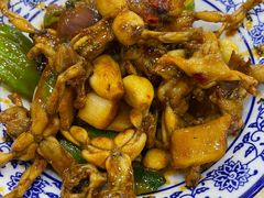 -江城燕子大排档(江汉路步行街店)