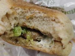 -麦当劳(龙洞店)