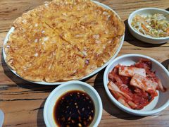 辣白菜海鲜饼-京玉菲饭店(李村店)