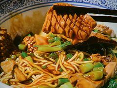 腰花面-沪西老弄堂面馆(定西路店)