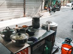 -无名氏宵夜小摊(祝家三姐妹馄饨店)