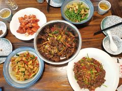 -萬家灯火·私房湘菜·22年老手艺(南岭大道店)
