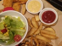 -必胜客(鼓楼店)