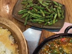 -郑件洋芋饭庄