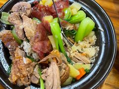 腊肠烧鸭双拼饭-螺阿牛柳州螺蛳粉·特色煲仔饭