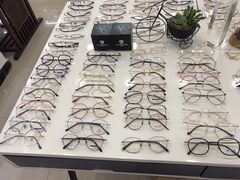 -三叶眼镜城·好视力眼镜店
