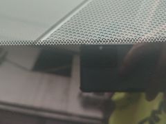 -鲨鱼皮汽车凹陷玻璃修复(静安店)