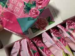 -LOVEGIFT爱礼(八佰伴店)